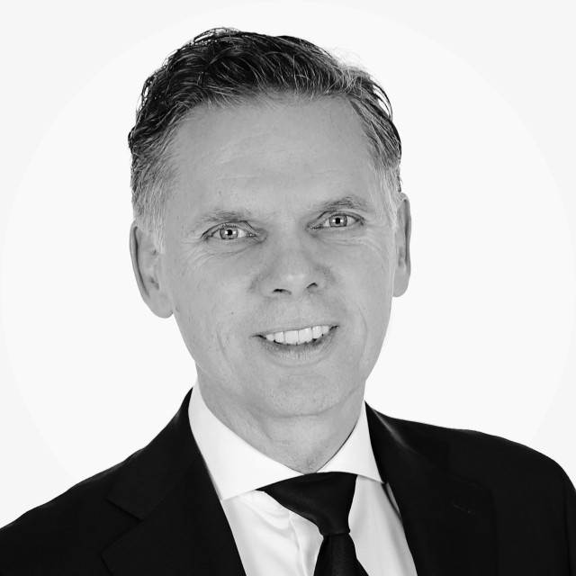 Zwart wit foto Ruud (contrast 30%)